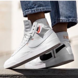 Nike Mid-Level Blazers 8.5